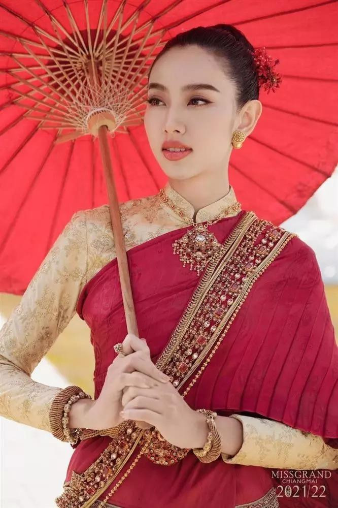 gười đẹp nổi bật khi tham dự Miss Grand Chiang Mai.