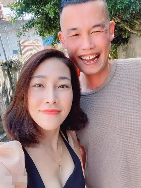 Vo cu Hiep Ga co ban trai moi, dang anh 