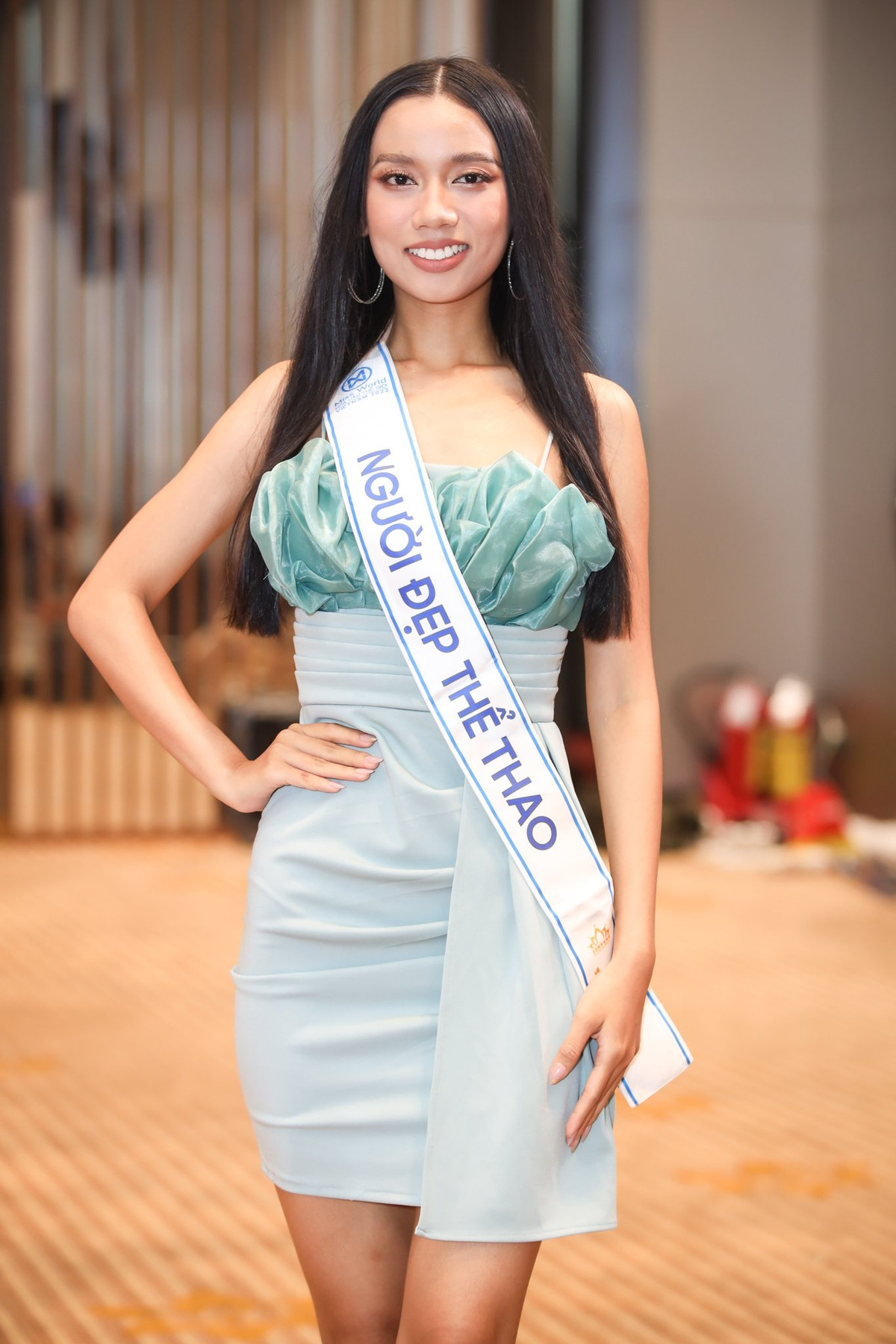 Hai giải phụ Người đẹp bản lĩnh và Người đẹp Thể thao lần lượt được trao cho Nguyễn Thùy Linh, Phan Lê Hoàng An.