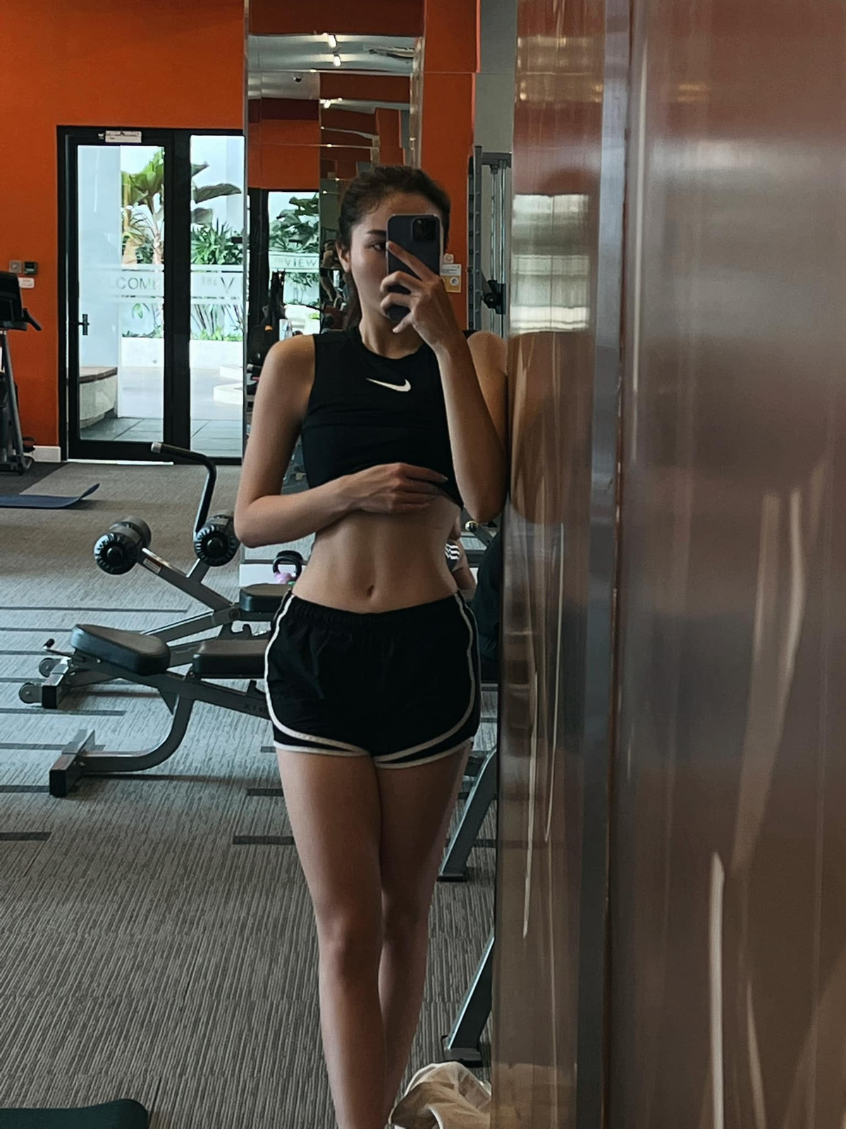 Hoa hậu Huỳnh Nguyễn Mai Phương khoe eo thon trên giường - Hình 8 Hoa hau Huynh Nguyen Mai Phuong khoe eo thon tren giuong-Hinh-8