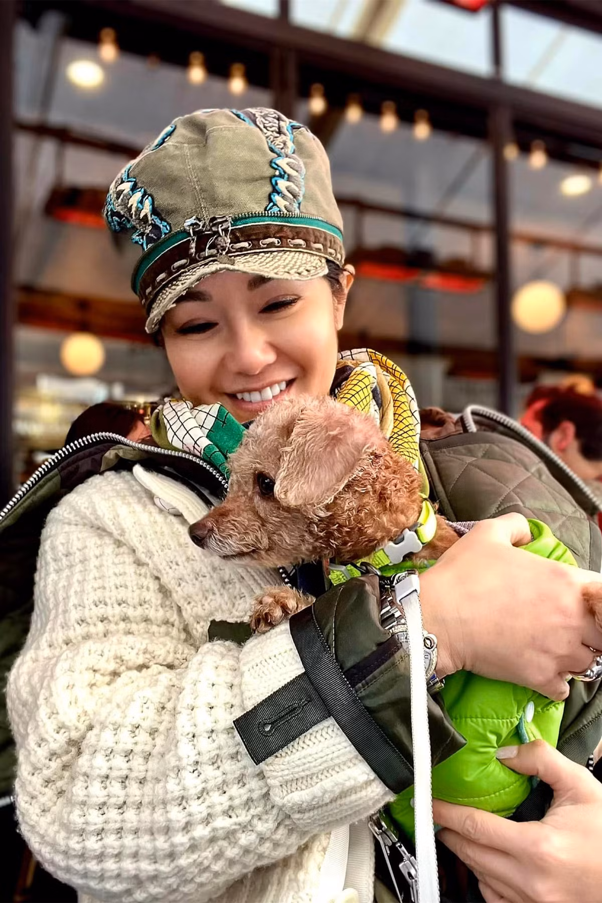 Nữ ca sĩ chụp mặt mộc vẫn tự tin, rạng rỡ.