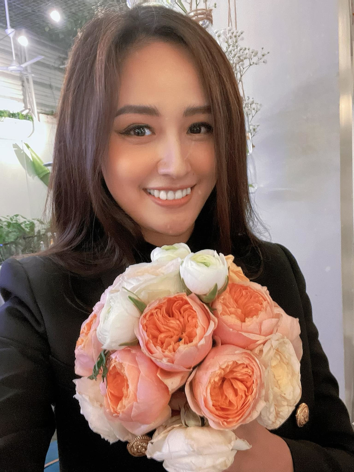 Mai Phương Thúy thấy lời mẹ dạy "Trời không cho ai tất cả, cũng không lấy hết của ai bao giờ" rất đúng.