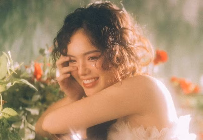 YeYe Nhat Ha len tieng tin don cap ke Luong The Thanh