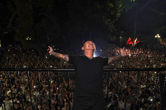 Ca sĩ Tuấn Hưng bị đề xuất mức phạt thế nào? Ca si Tuan Hung bi de xuat muc phat the nao?