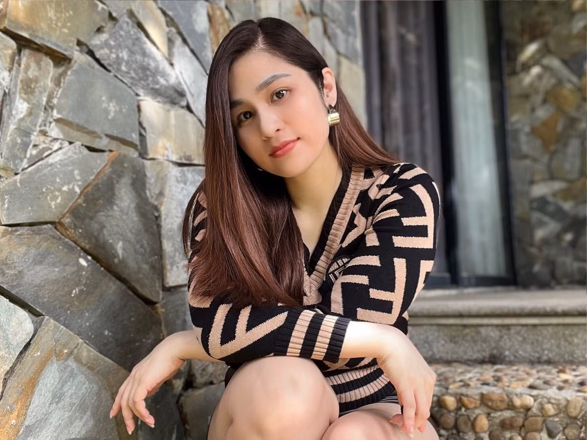 Hiện tại, cô đã có được chỗ đứng vững chắc trong lòng khán giả yêu truyền hình.