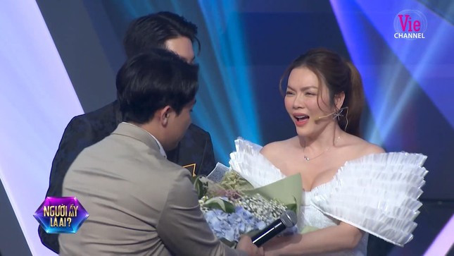 Ly Nha Ky khoc ket doi voi Viet kieu Duc nhung lai 