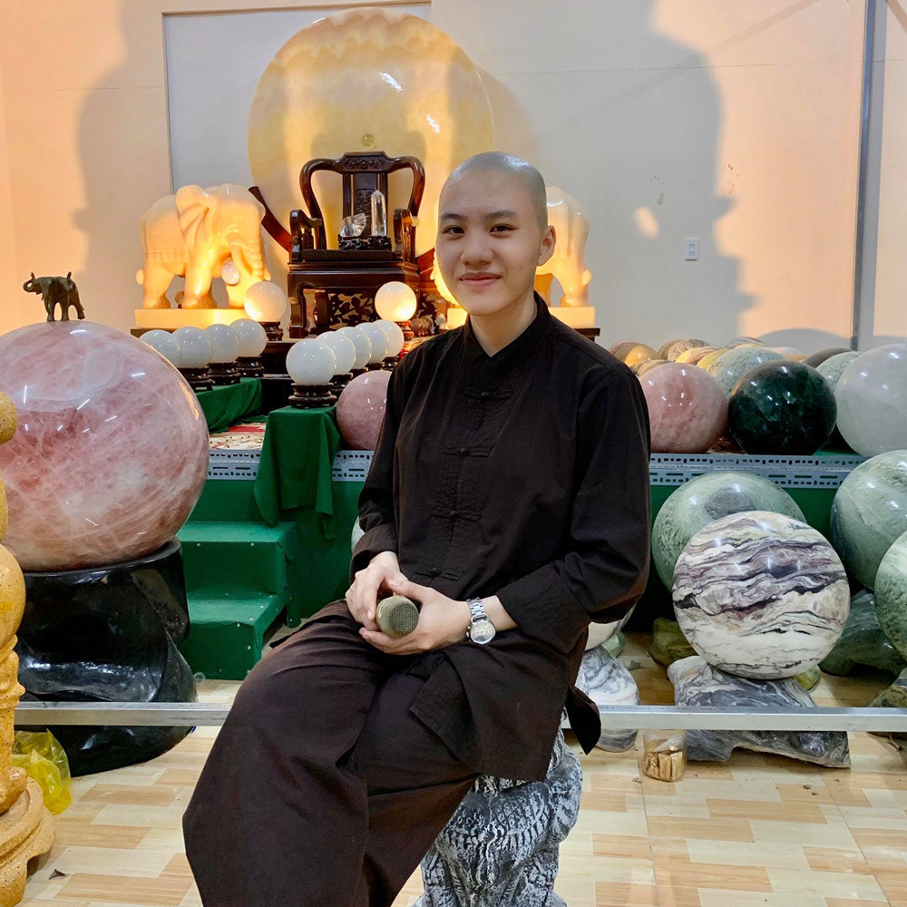 Cuộc sống thường nhật của Huyền Trân ở "Tịnh thất Bồng Lai".