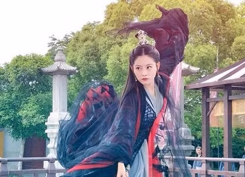 8 my nhan co vo cong cao cuong nhat kiem hiep Kim Dung