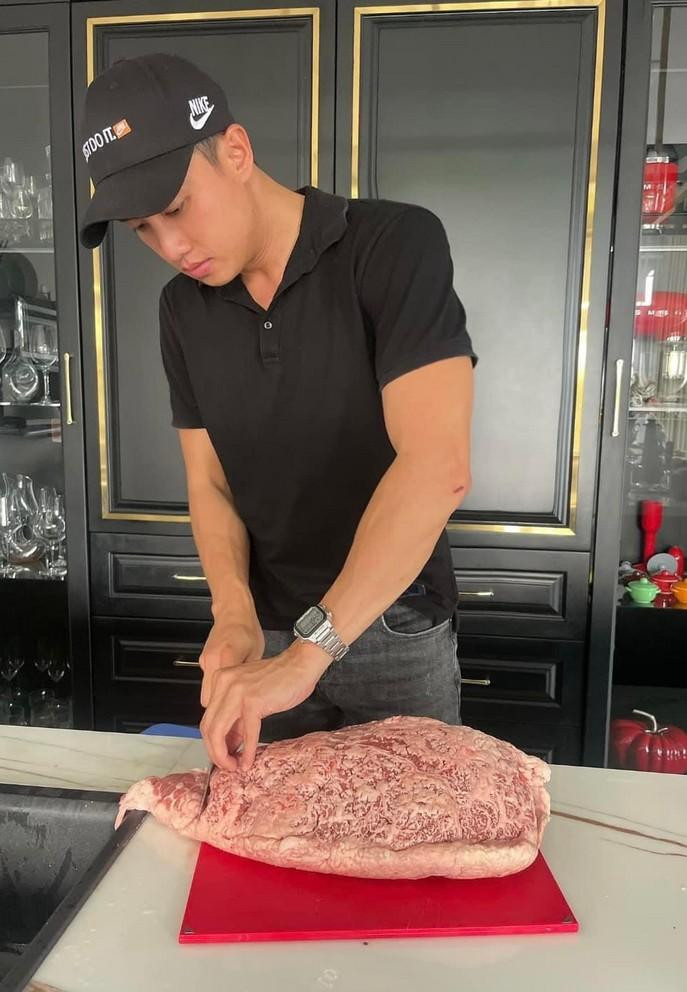 Hoa hậu Diễm Hương, nghệ sĩ Lê Giang nhan sắc khác lạ - Hình 5 Hoa hau Diem Huong, nghe si Le Giang nhan sac khac la-Hinh-5