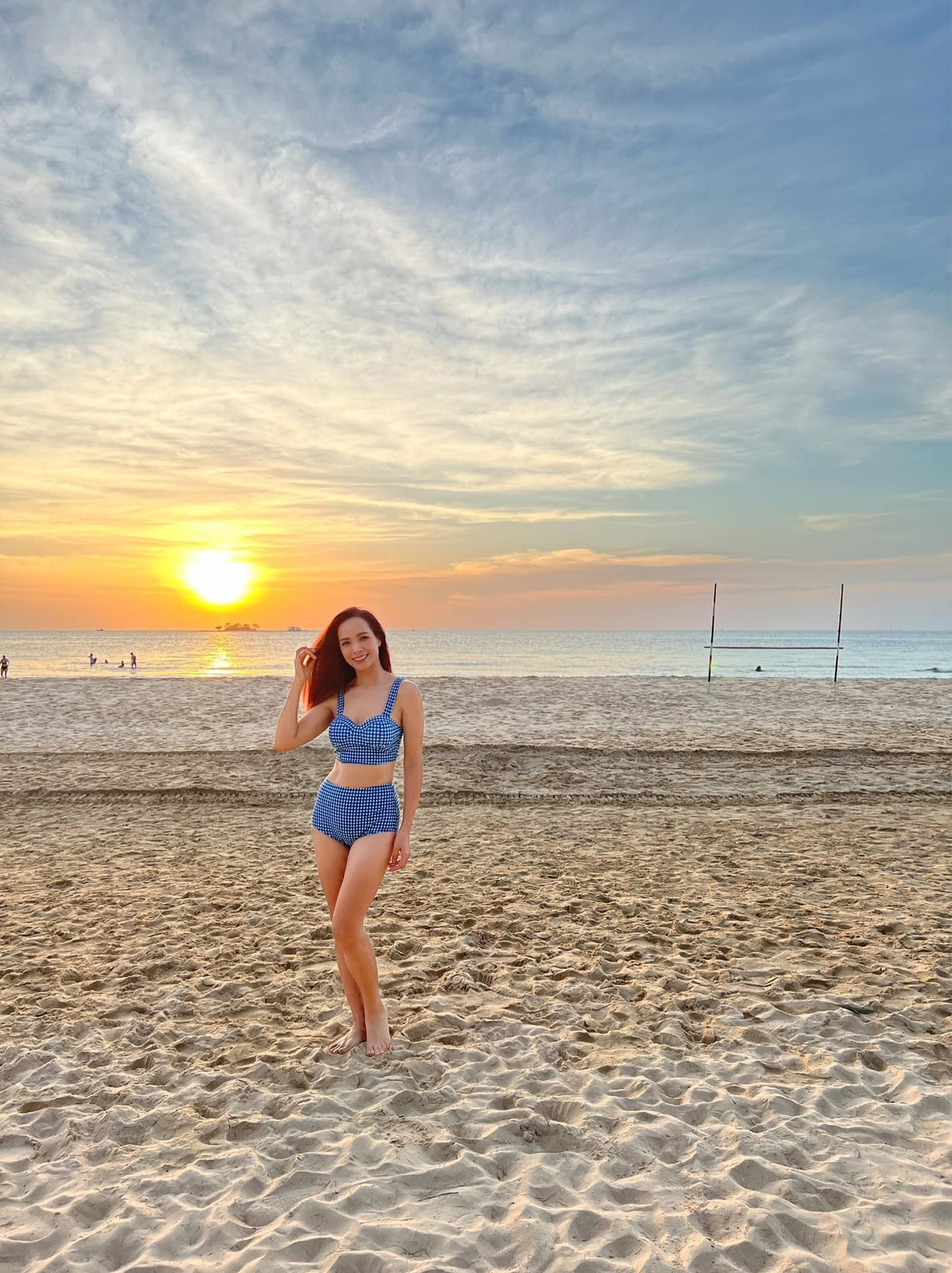 Sao Việt hôm nay 3/1: Thúy Hạnh đăng ảnh bikini ở biển.