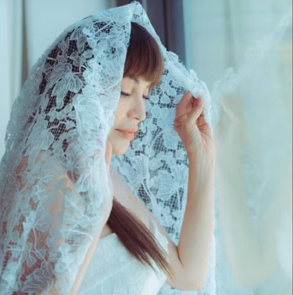 Cuối cùng, cô đã có cho mình bến đỗ hạnh phúc.