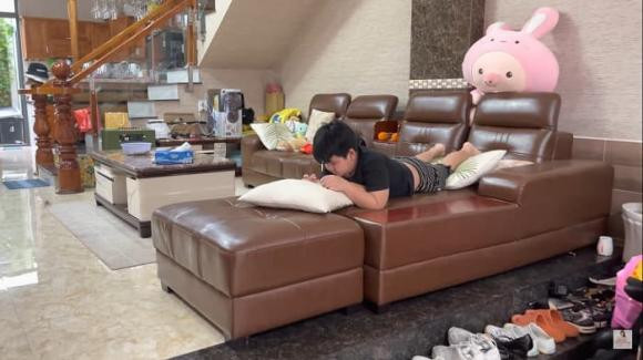 Cơ ngơi đang hoàn thiện này của Lê Giang dự đoán sẽ vô cùng đẹp, sang trọng.