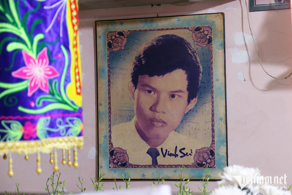 Khi Vinh Sử mất, ông Toàn như mất đi một người tri kỷ: "Tôi và Vinh Sử có những buổi nói chuyện 4-5 tiếng đồng hồ. Giờ để kiếm một người mà mình tâm đầu ý hợp như vậy là rất hiếm".