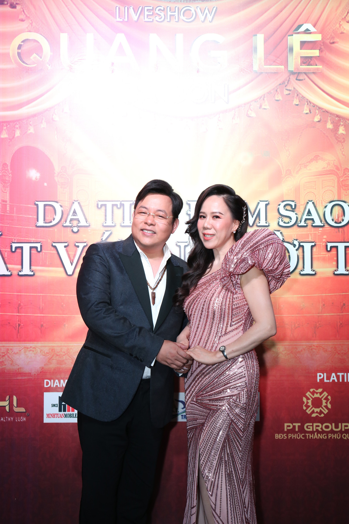 Quang Lê tiết lộ chuyện gãy gánh, vợ cũ có 3 con Quang Le tiet lo chuyen gay ganh, vo cu co 3 con