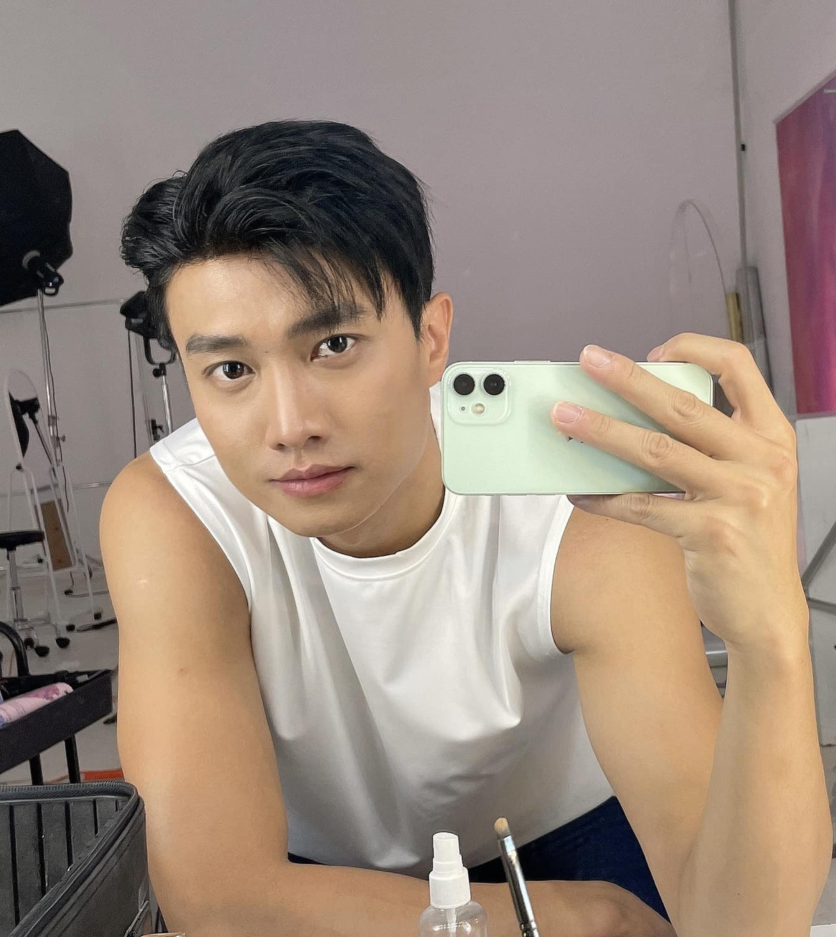 Đan Trường tình cảm bên Cẩm Ly, Vân Dung khoe eo thon tuổi 46 - Hình 4 Dan Truong tinh cam ben Cam Ly, Van Dung khoe eo thon tuoi 46-Hinh-4