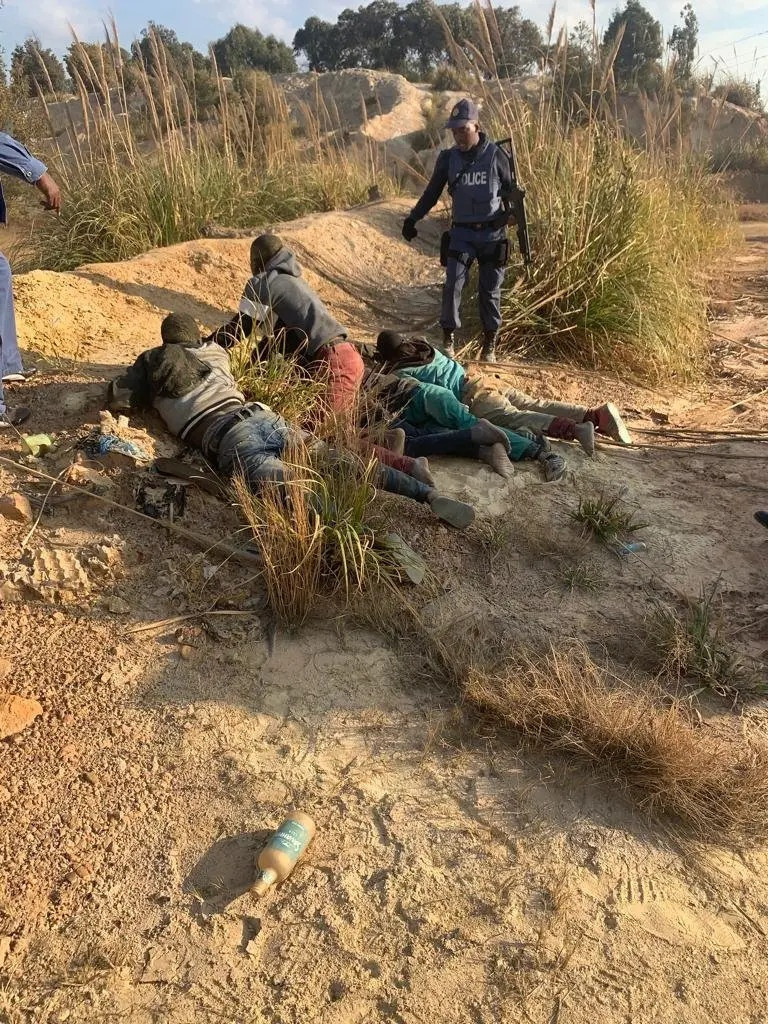 Tinh tiet moi vu 8 nguoi mau bi cuong hiep khi dang quay MV