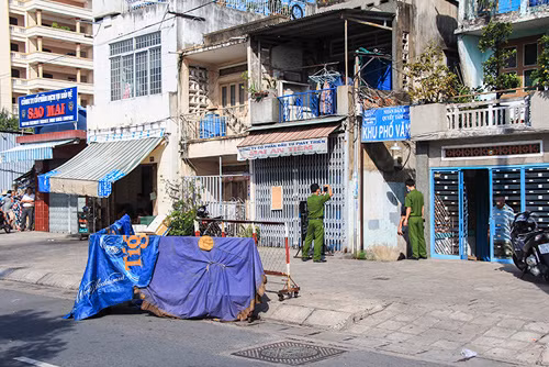 Hiện trường nghi án giết người chặt xác.