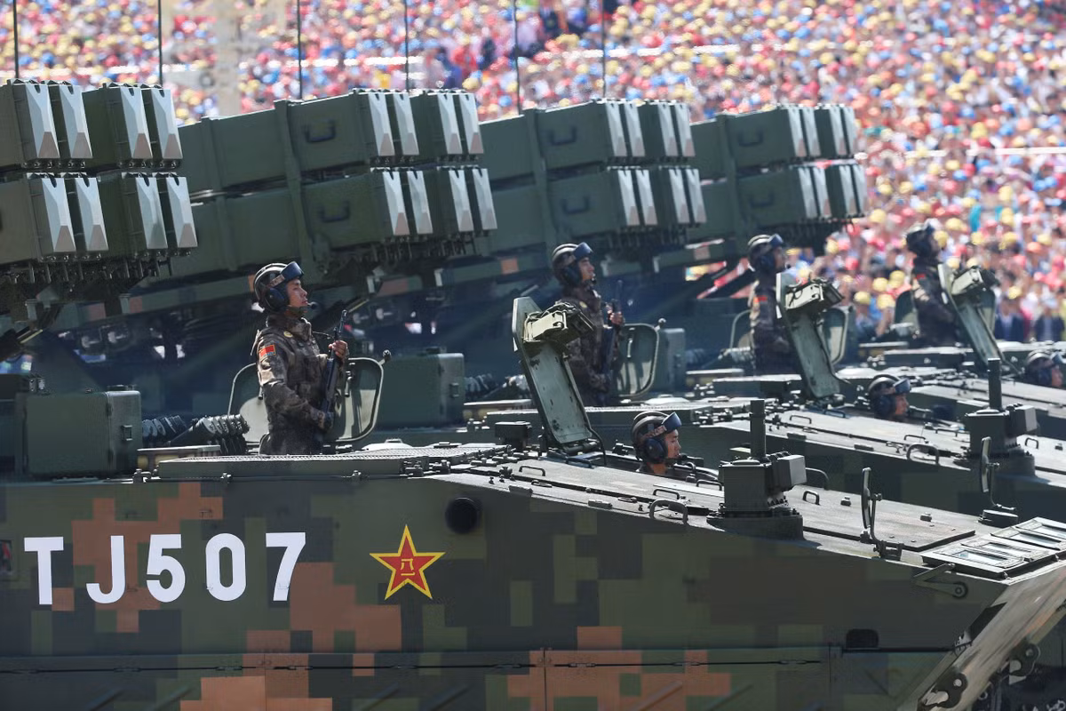 Mối đe dọa từ Trung Quốc cũng ảnh hưởng đến nhiều quốc gia khác ở Châu Á và Châu Đại Dương, đó là động lực cho việc đẩy mạnh nhập khẩu vũ khí. Các hoạt động nhập khẩu lớn hơn đã được lên kế hoạch. Nhiều quốc gia trong khu vực Đông Nam Á đã tích cực sắm vũ khí và còn tự sản xuất những vũ khí trong nước.