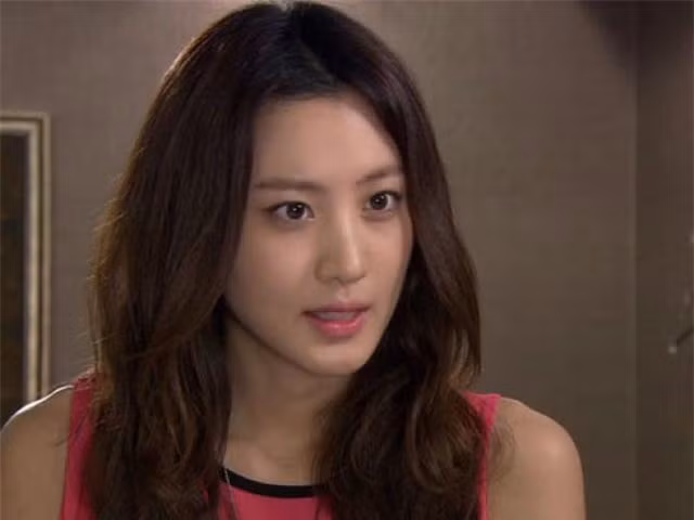 Nha hang xom hay mat nuoc, len theo chong, toi phat hien am muu de hen