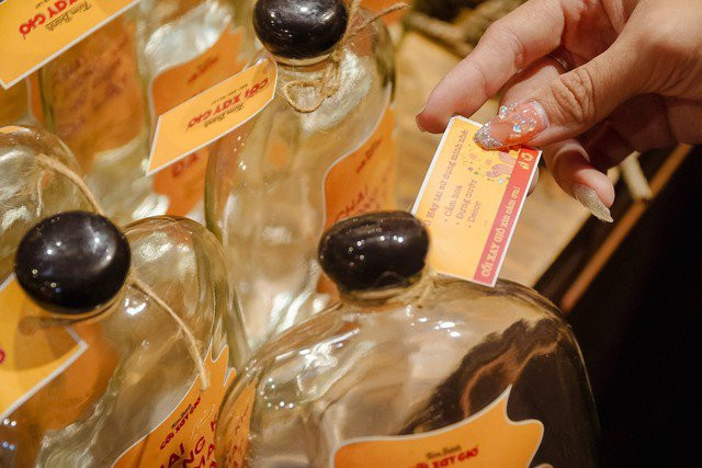 Ban khong khi Da Lat trong chai thuy tinh- y tuong kinh doanh doc dao-Hinh-5