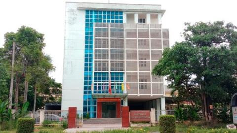 Chi cuc 12 lanh dao/1 nhan vien: Chuyen thuong...