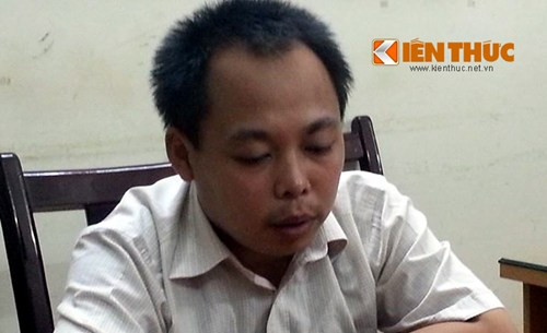 Đối tượng Bình tại cơ quan công an.