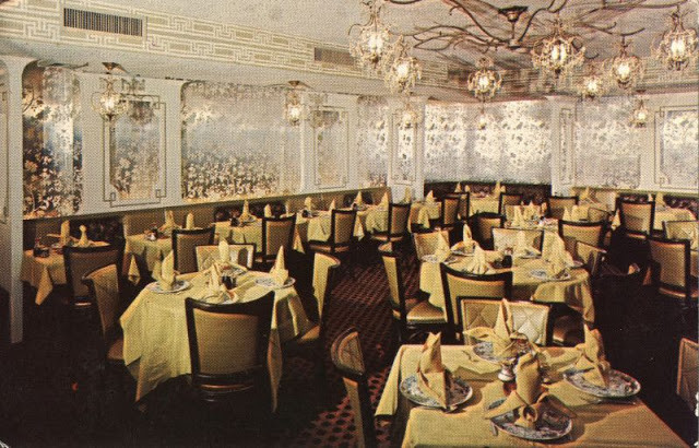 Nhà hàng Shun Lee Palace, số 155 phố Đông 55.