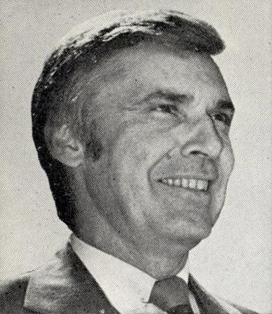 Nghe được tin về những việc xảy ra tại Jonestown, Nghị sĩ Mỹ Leo Ryan đã tới đây điều tra và tuyên bố rằng ông sẵn lòng đưa bất cứ ai muốn quay về Mỹ.