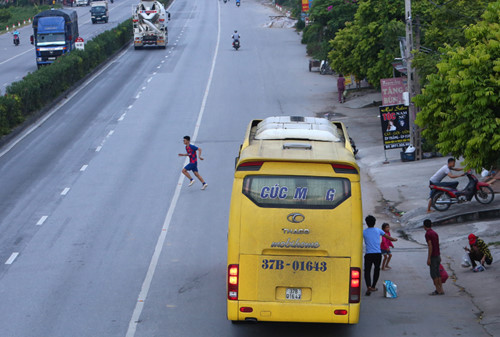 Tai nan tren QL5: Khong sua chua QL5 thi dung thu phi nua