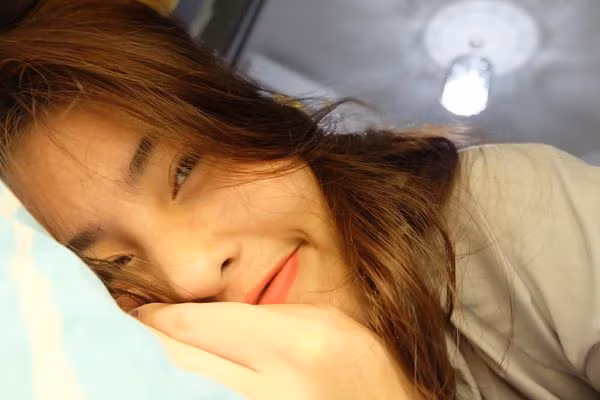 Dù mới 20 tuổi song cầu thủ thuộc biên chế CLB Muangthong United khiến nhiều fan nữ tiếc nuối vì mới công khai hẹn hò.