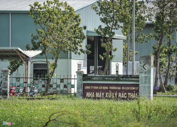 Tháng 8/2019, UBND TP Cà Mau phối hợp Công ty TNHH MTV Môi trường - Đô thị Cà Mau có buổi khảo sát thực tế tại khu vực xung quanh Nhà máy xử lý rác thải Cà Mau. Kết quả cho thấy nguồn nước trong khu vực bãi rác tạm có dấu hiệu ô nhiễm.