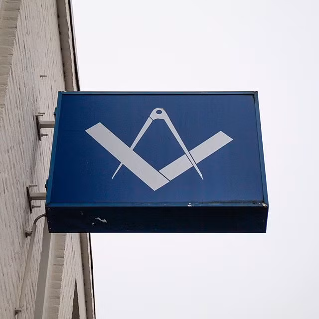 Dù ngày nay hội Tam Điểm có ít ảnh hưởng và không còn bí mật như thuở xưa, song đây vẫn là hội kín quy mô lớn nhất thế giới còn hoạt động. Theo một số nguồn, Hội Tam điểm hiện tại có hơn 6 triệu thành viên ở khắp năm châu.