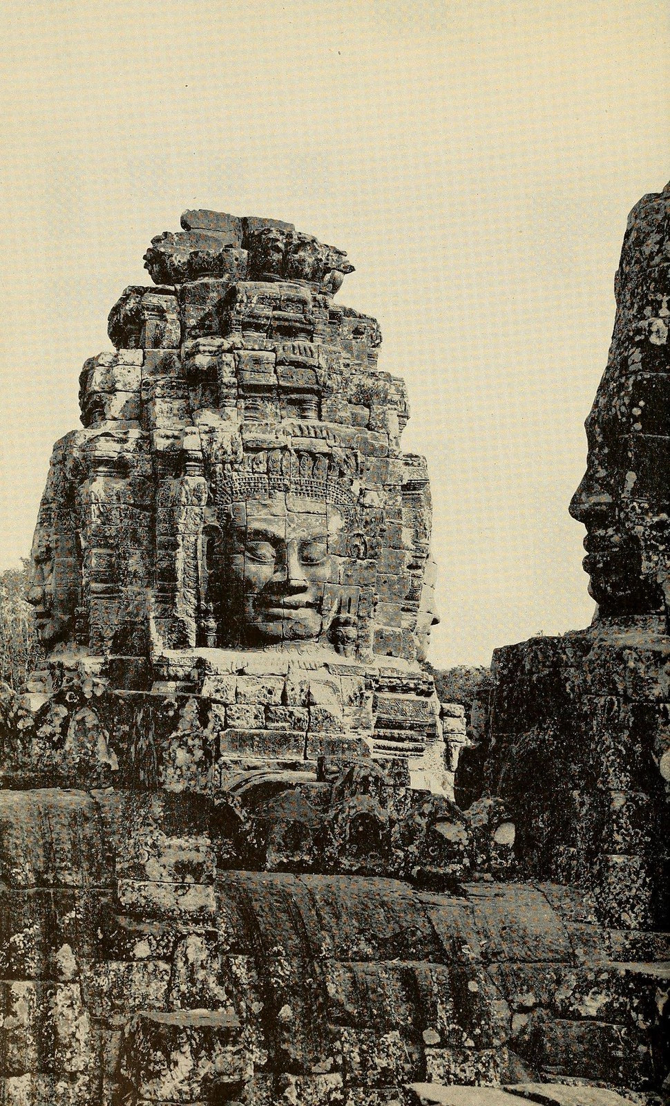 Tượng Phật ở đền Bayon, Campuchia.