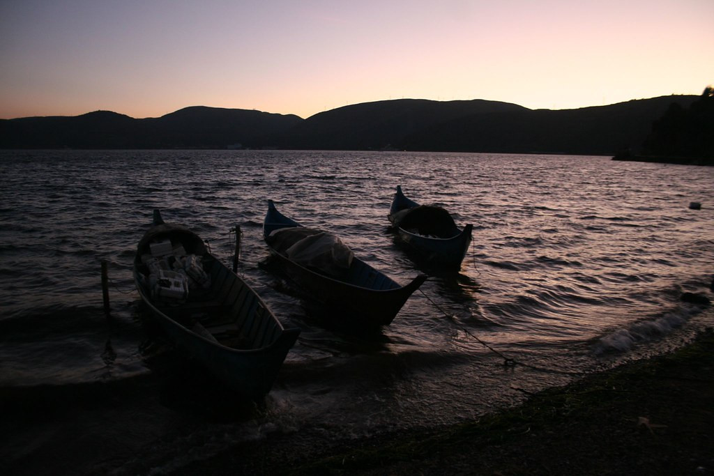 Cho đến nay tất cả những thông tin xung quanh thành phố dưới lòng hồ Phủ Tiên vẫn chỉ là đồn đoán. Hi vọng rằng với những tiến bộ của ngành khảo cổ, những bí mật về thành phố này sẽ được giải mà trong tương lai không xa.