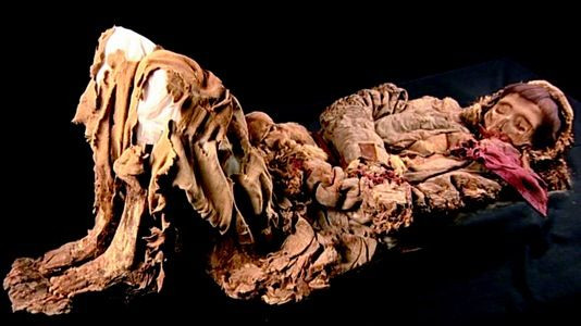 Các nhà khoa học khẳng định những con người này không có mối quan hệ về nhân chủng với người Hán. Nhưng việc họ đến từ đâu vẫn là một ẩn số.