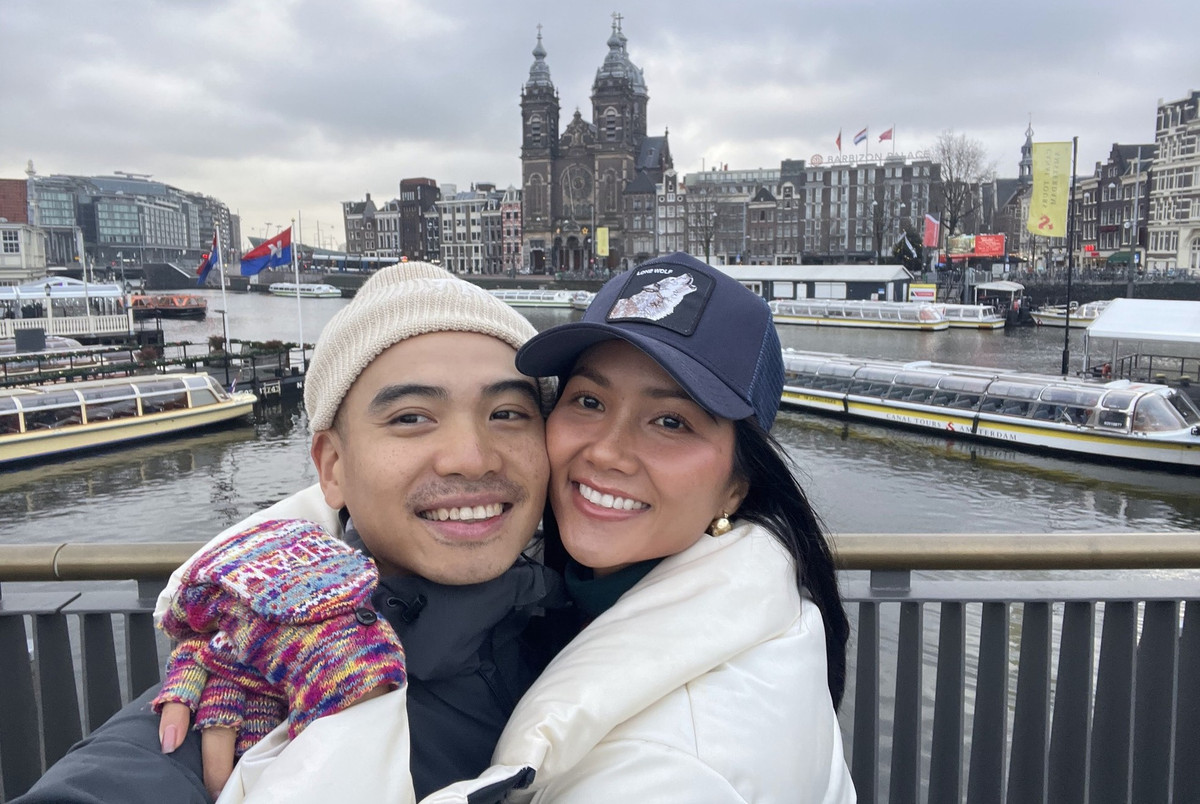 Sau nhiều biến cố, H'Hen Niê nói cô nhận ra bạn trai đáp ứng những điều cô cần ở người đàn ông, nhất là việc nhiếp ảnh gia tôn trọng gia đình cô. Gia đình hai bên từng bị hối thúc cả hai tiến đến hôn nhân, nhưng H'Hen và Tuấn Khôi xác định yêu nghiêm túc, chỉ quyết định làm hôn lễ khi cảm thấy kinh tế ổn định.