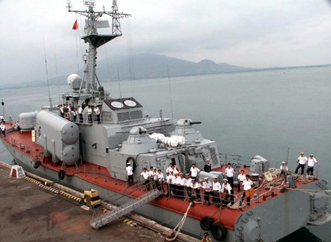 Tàu cao tốc tên lửa Project 1241RE của Việt Nam.