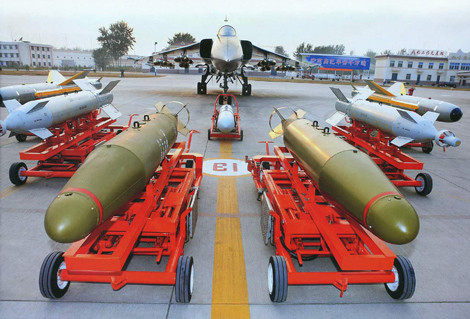 Bộ vũ khí của JH-7.