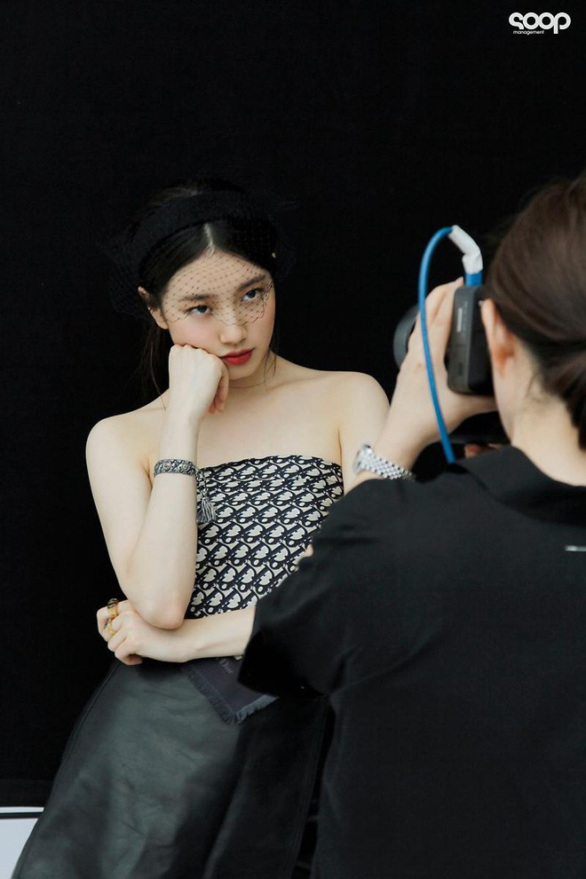 Loat my nhan xu Han dua nhau do dang voi mot 