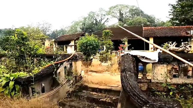 Lối chính vào nhà cổ Nguyễn Tri Quan