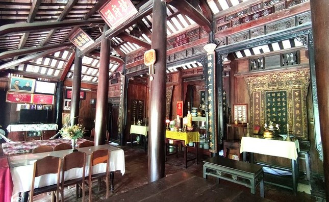 Bên trong nhà cổ Đỗ Cao Thứa