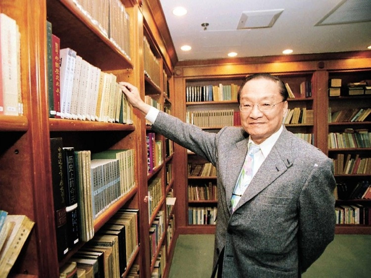 Trước lúc mất, nhà văn Kim Dung mong muốn những tác phẩm của mình sẽ mãi lưu truyền trong dương thế qua nhiều thế hệ. Cụ thể: "Tôi hy vọng một trăm, hai trăm năm sau khi tôi chết vẫn có người xem tiểu thuyết của tôi thì tôi đã rất mãn nguyện rồi".