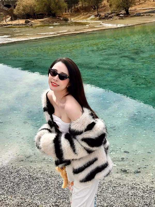 Không chỉ vậy, cô còn phải thực hiện chế độ ăn cực kỳ nghiêm ngặt, hà khắc và không cho phép mình lơ là, chiều chuộng bản thân. Để giữ được cân nặng đạt mức chuẩn mực như mình mong muốn, bí quyết quan trọng nhất là cô không bao giờ bỏ bữa sáng.