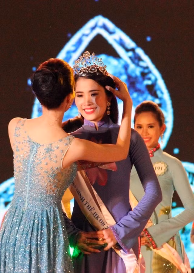 Tu vu Hoa hau My tu bo vuong mien: Trong nguoi lai nghi den ta-Hinh-2