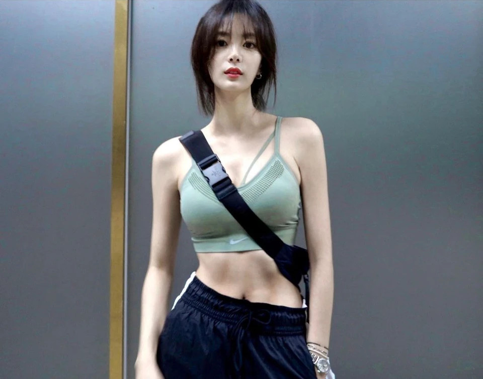 Liên quan đến vấn đề này, Big Hit Music, công ty quản lý của BTS Jimin, liên tục giữ im lặng khi được Ten Asia liên hệ.