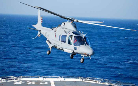 Trực thăng hải quân AW-109.