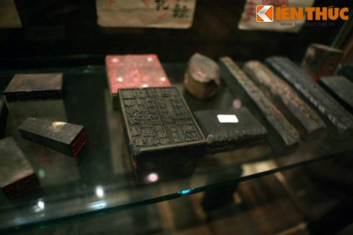 Ván gỗ, triện gỗ để in các đơn thuốc và toa thuốc.