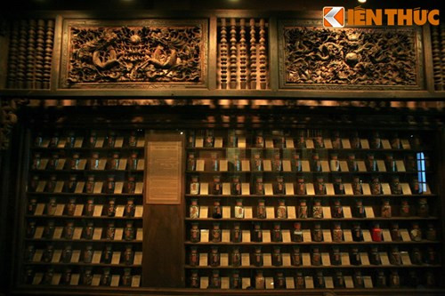 Hàng trăm loại cây thuốc đã được hệ thống hóa một cách bài bản, khoa học, bài trí rất ấn tượng.