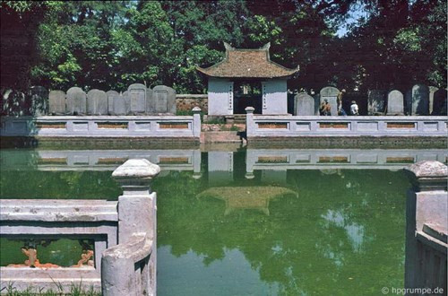 Giếng Thiên Quang.