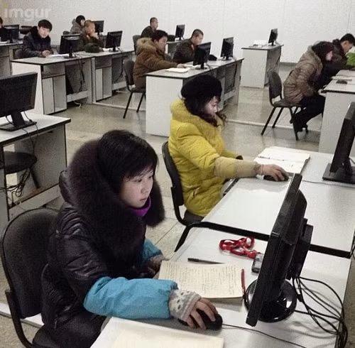 Đại học tập đường Nhân dân.